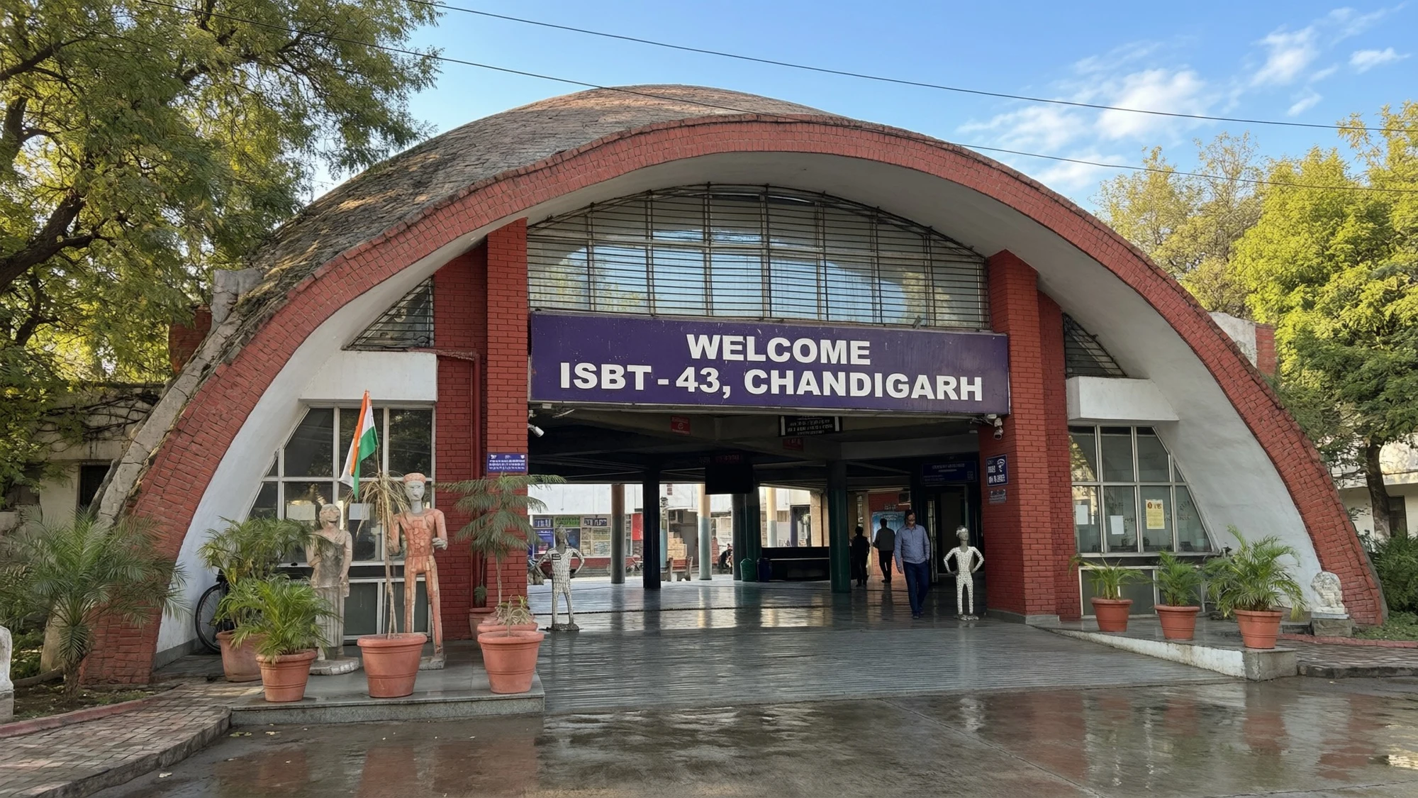आईएसबीटी सेक्टर 43: नियोजित चंडीगढ़ का प्रवेश द्वार